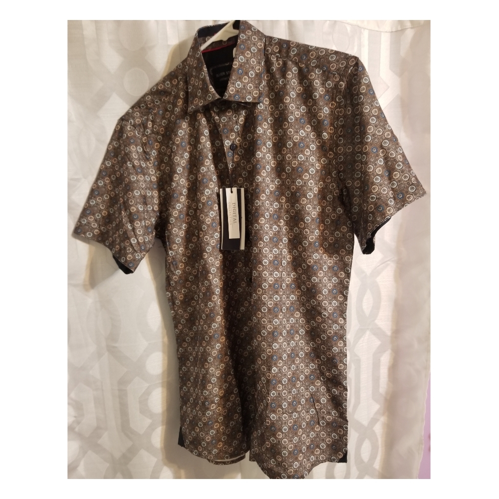 Short sleeve dress shirt.